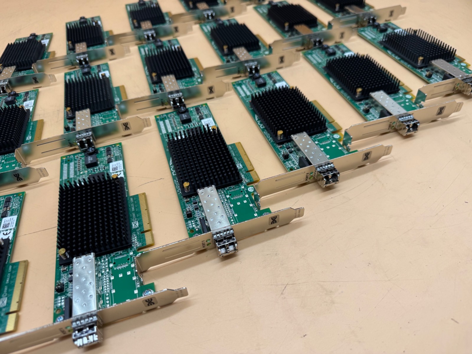 LOT 18x Dell LPE12000 8GbE SFP+ Host Bus Adapter Dell C855M HBA w Transceiver NR